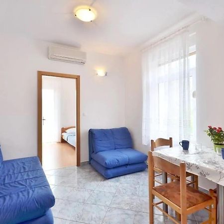 Apartment Toma Omis Exterior photo