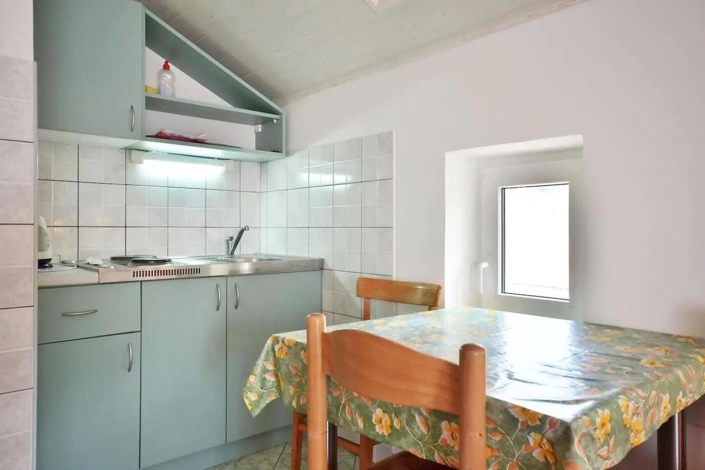 Apartment Toma Omis Exterior photo