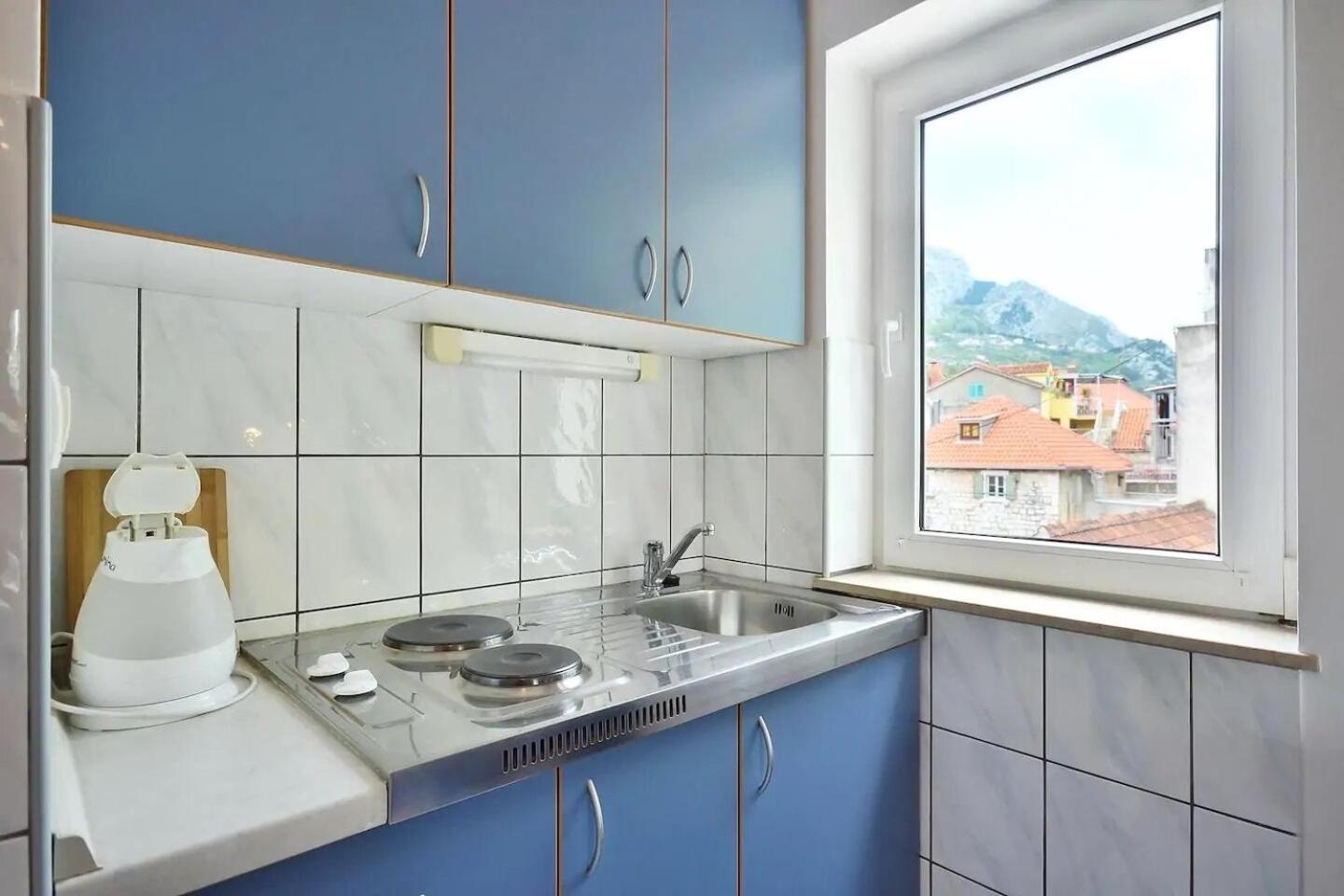 Apartment Toma Omis Exterior photo